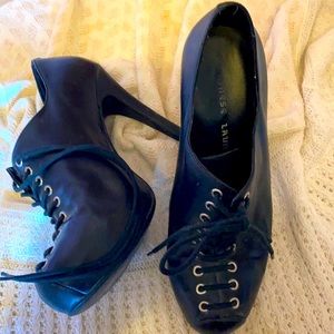 Chinese laundry heels